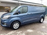 Ford Transit Custom 300 L2 170 ps Limited Panel Van - Power Invertor 1