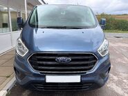 Ford Transit Custom 300 L2 170 ps Limited Panel Van - Power Invertor 11