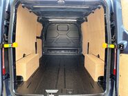 Ford Transit Custom 300 L2 170 ps Limited Panel Van - Power Invertor 13