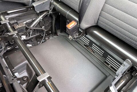 Ford Transit Custom 300 L2 170 ps Limited Panel Van - Power Invertor 16