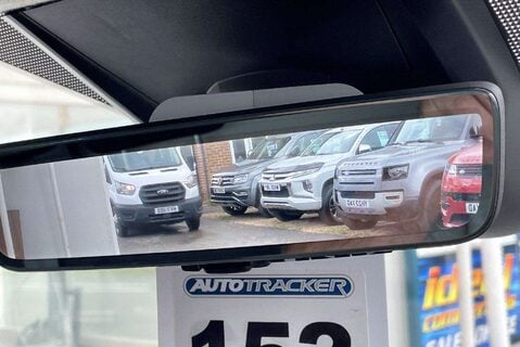 Ford Transit Custom 300 L2 170 ps Limited Panel Van - Power Invertor 20