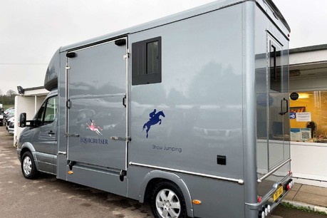 Mercedes-Benz Sprinter 316 Automatic Horse Box 5