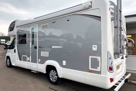 Swift Kon-Tiki 655 160 ps - 6 Berth Motorhome 5