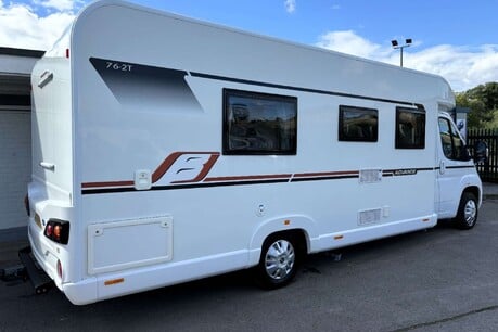 Bailey Advance 76-2T 4 Berth End Bathroom Motorhome 4