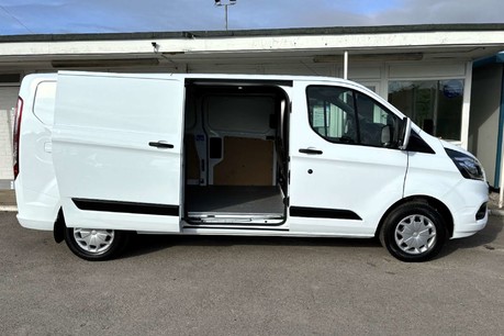 Ford Transit Custom 300 L2 Trend Panel Van - Air Con / Sat Nav / Twin Doors 12