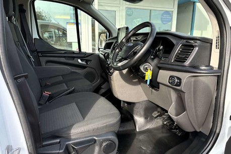 Ford Transit Custom 300 L2 Trend Panel Van - Air Con / Sat Nav / Twin Doors 21