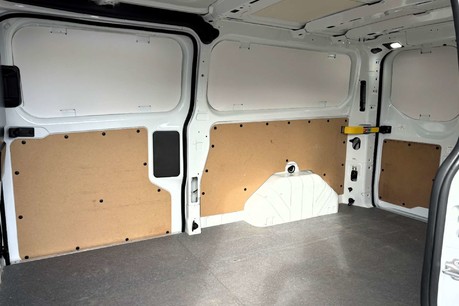 Ford Transit Custom 300 L2 Trend Panel Van - Air Con / Sat Nav / Twin Doors 10