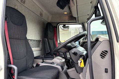 DAF LF 280 18T 22ft Scaffold Lorry - New Body - Air Susp 4