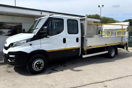 Iveco Daily 72C18 3.0 Crew Cab Dropside with Tail Lift - Air Con 1