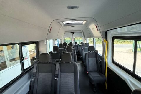 Ford Transit 460 L4 H3 17 Str Minibus with Air Con - Direct from MOD 4