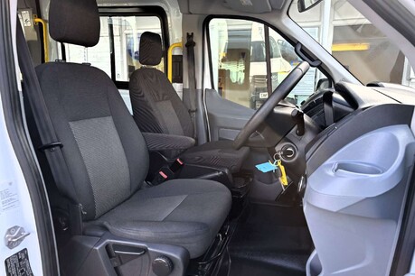 Ford Transit 460 L4 H3 17 Str Minibus with Air Con - Direct from MOD 29