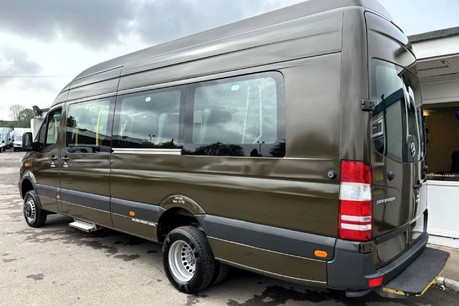 Mercedes-Benz Sprinter 519 4x4 14 Str Minibus with Air Con - Ex MOD 7