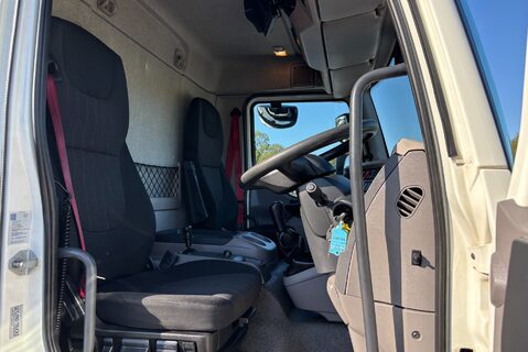 DAF LF 280 18T 22ft Scaffold Lorry - New Body - Air Susp 4