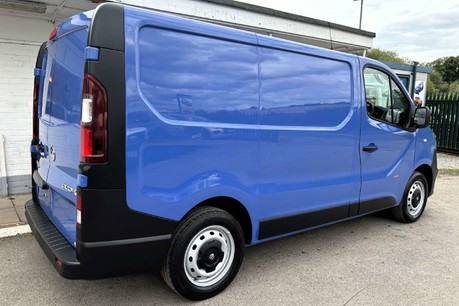 Vauxhall Vivaro 2900 L1 H1 115 ps Cdti Panel Van - Air Con - Ex MOD 3