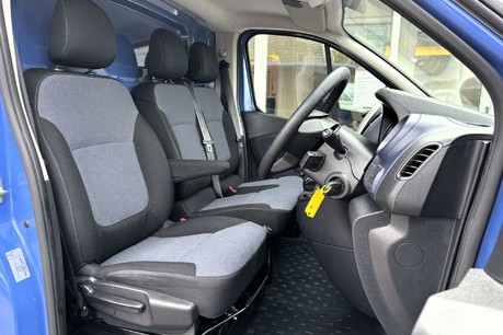 Vauxhall Vivaro 2900 L1 H1 115 ps Cdti Panel Van - Air Con - Ex MOD 27