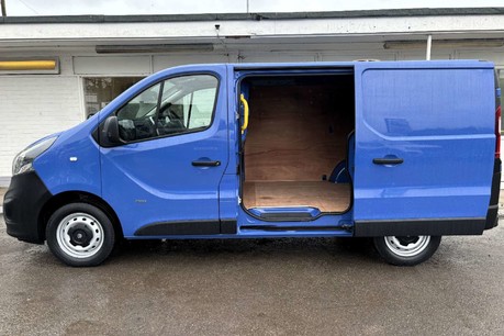 Vauxhall Vivaro 2900 L1 H1 115 ps Cdti Panel Van - Air Con - Ex MOD 8