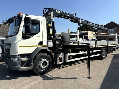 DAF LF 220 18t Dropside with Hiab XS144 Crane