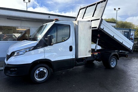 Iveco Daily 35c14B Business Toolpod Tipper 1