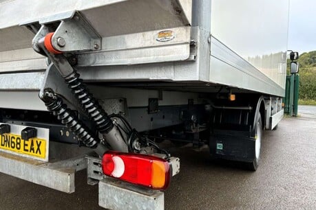 DAF LF 4.5 Box Lorry with Cantilever Tail Lift 25