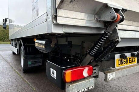 DAF LF 4.5 Box Lorry with Cantilever Tail Lift 26