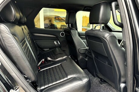 Land Rover Discovery Commercial HSE SD6 306 ps 4WD with Rear Seat Conversion 18