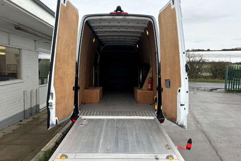 Mercedes-Benz Sprinter 516 Cdi 4x4 Lwb Hr Panel Van - Tail Lift / Air Con 15