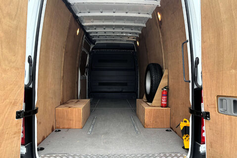 Mercedes-Benz Sprinter 516 Cdi 4x4 Lwb Hr Panel Van - Tail Lift / Air Con 16