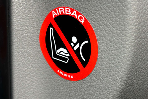 Mercedes-Benz Sprinter 516 Cdi 4x4 Lwb Hr Panel Van - Tail Lift / Air Con 34