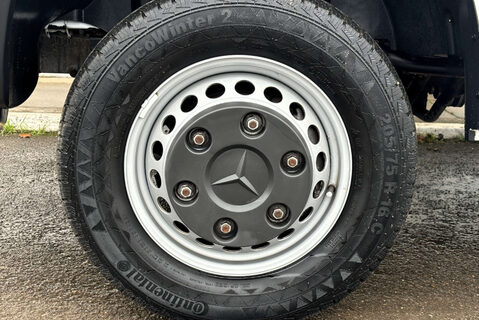 Mercedes-Benz Sprinter 516 Cdi 4x4 Lwb Hr Panel Van - Tail Lift / Air Con 44