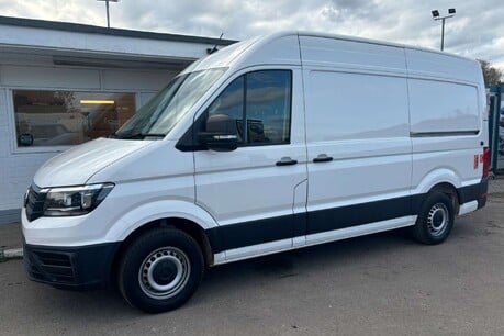 Volkswagen Crafter CR35 L2 H2 Trendline 140 ps Tdi with Tail Lift 1