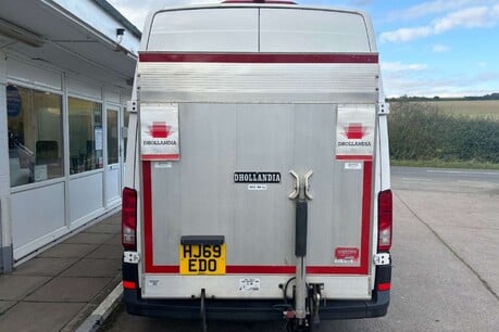 Volkswagen Crafter CR35 L2 H2 Trendline 140 ps Tdi with Tail Lift 12