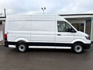 Volkswagen Crafter CR35 L2 H2 Trendline 140 ps Tdi with Tail Lift 11