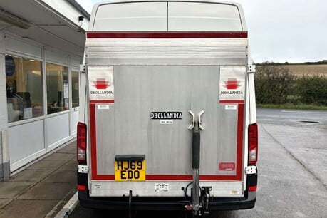 Volkswagen Crafter CR35 L2 H2 Trendline 140 ps Tdi with Tail Lift 13