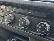 Volkswagen Crafter CR35 L2 H2 Trendline 140 ps Tdi with Tail Lift 21