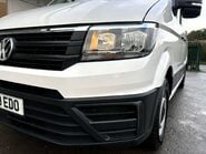 Volkswagen Crafter CR35 L2 H2 Trendline 140 ps Tdi with Tail Lift 25