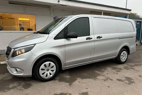 Mercedes-Benz Vito 114 Cdi L2 Progressive 9g Tronic Panel Van - Tailgate / Air Con - No Vat 1