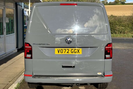 Volkswagen Transporter T32 Lwb HighLine 150 ps Tdi Panel Van with Tail Gate 13