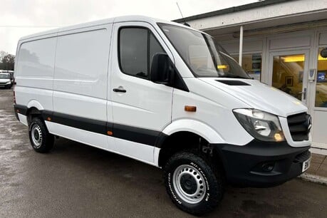 Mercedes-Benz Sprinter 314 Cdi Mwb Lr 4X4 Panel Van 5