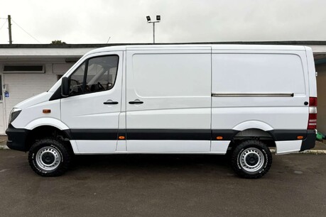 Mercedes-Benz Sprinter 314 Cdi Mwb Lr 4X4 Panel Van 8