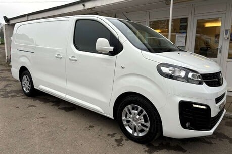 Vauxhall Vivaro 3100 Sportive 120 ps L2 Panel Van 5