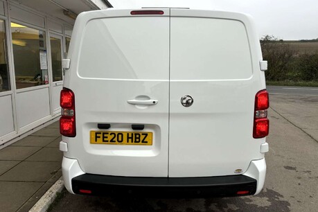 Vauxhall Vivaro 3100 Sportive 120 ps L2 Panel Van 15