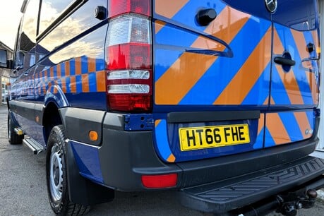 Mercedes-Benz Sprinter 316 Cdi 4x4 Mwb Hr Crew Van - Air Con - Direct from RNLi 31