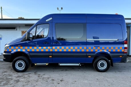 Mercedes-Benz Sprinter 316 Cdi 4x4 Mwb Hr Crew Van - Air Con - Direct from RNLi 8