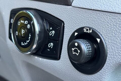 Ford Transit 410 L3 H2 Trend Bus 14 STR - Front & Rear Air Con 43