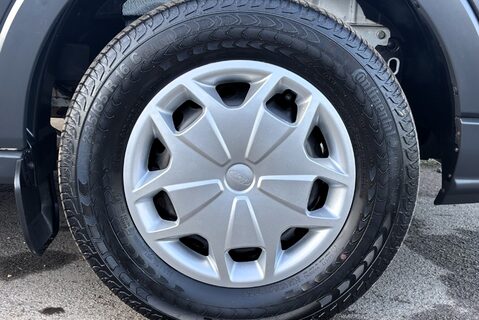 Ford Transit 410 L3 H2 Trend Bus 14 STR - Front & Rear Air Con 37