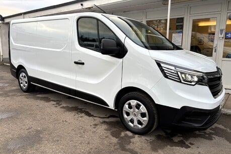 Renault Trafic LL30 Business 130 ps dCi Panel Van 5