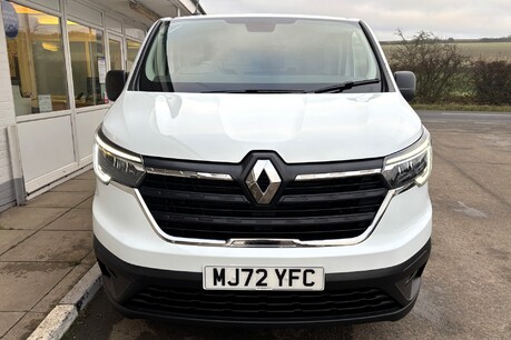 Renault Trafic LL30 Business 130 ps dCi Panel Van 12