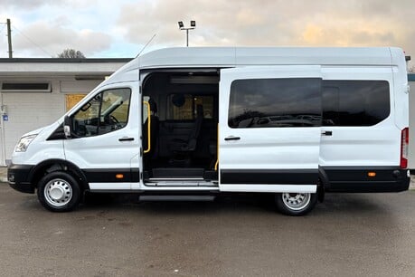 Ford Transit 460 L4 H3 Leader 130 ps 17 Str Minibus - Air Con / Luggage Racks 9