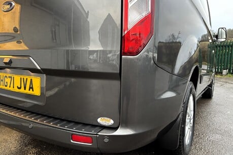 Ford Transit Custom 300 L1 Limited 130 ps Panel Van - Solid Tailgate & Power Invertor 28