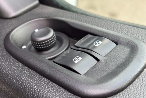 Vauxhall Movano L3H1 R3500 Dropside Truck with Hiab T-HIDUO 013 35